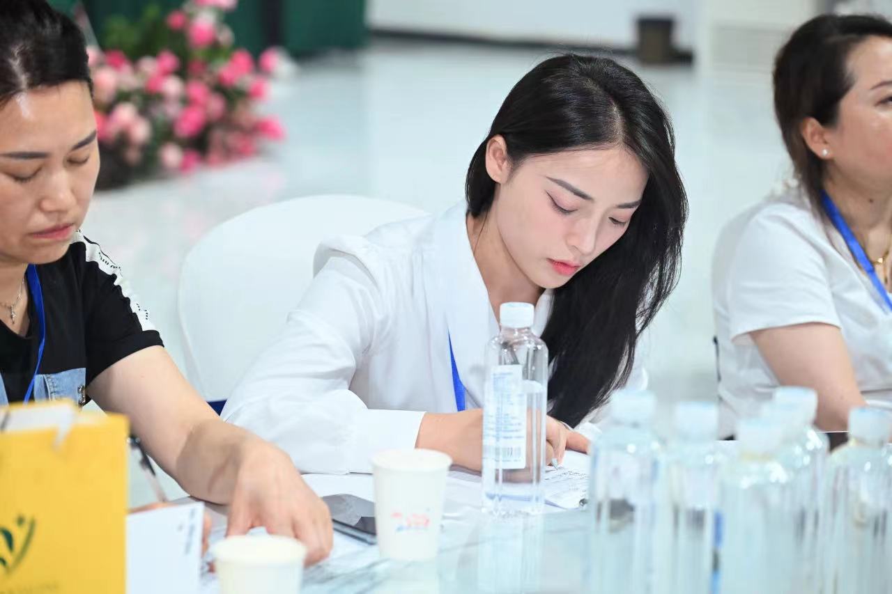 名媛紀要丨2024新品發布會，圓滿召開